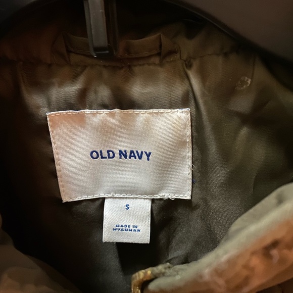 Women’s light weight vest jacket - Picture 3 of 3